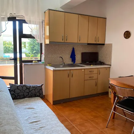 6 Apartment *